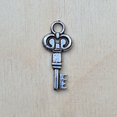 Přívěsek - klíč 28x13 mm, 5 ks