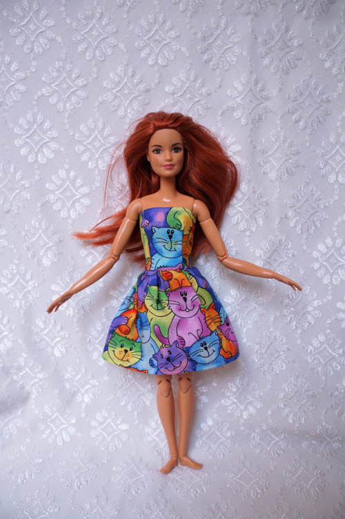 Letní šaty pro Barbie — foto 1