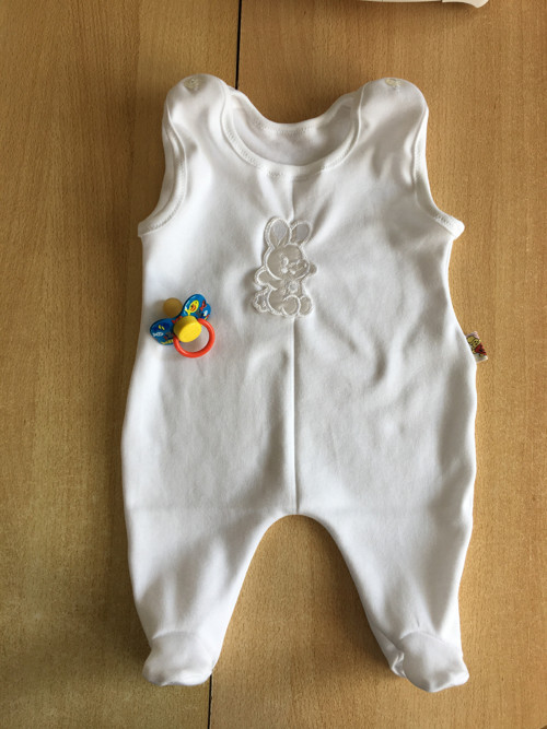 Bílé dupačky -zajíček — foto 1