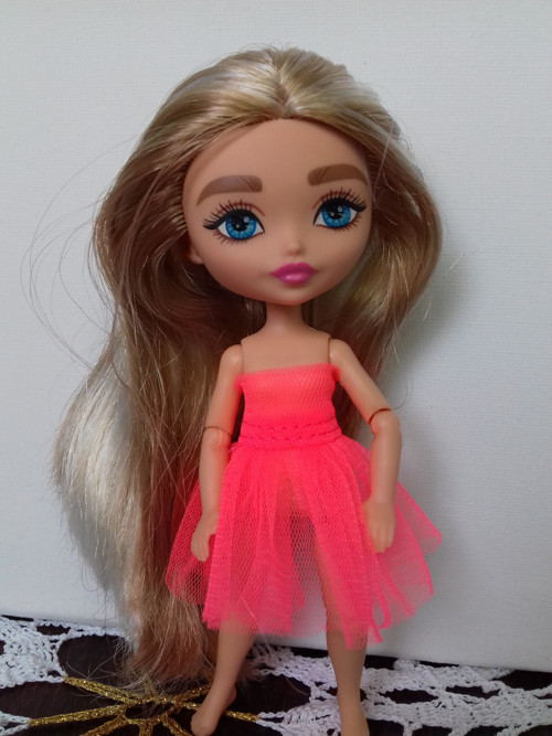 Šatičky pro Barbie Extra Minis č. 1 — foto 1