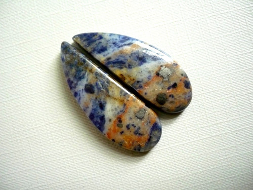 Pár kabošonů - sodalit 32 mm, č.31f