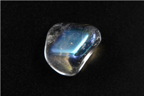 Křišťál duhová aura 2,4 cm