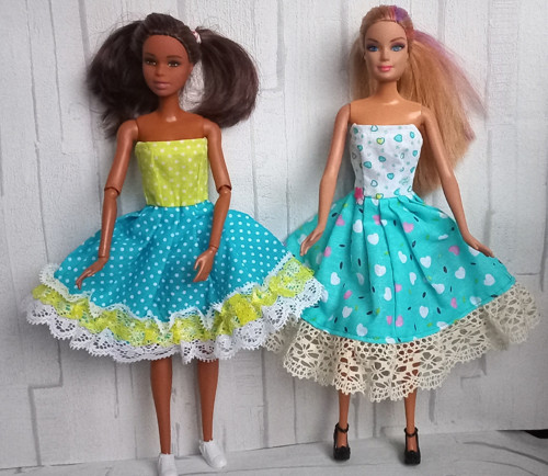 Barevné bavlněné saticky pro Barbie 2