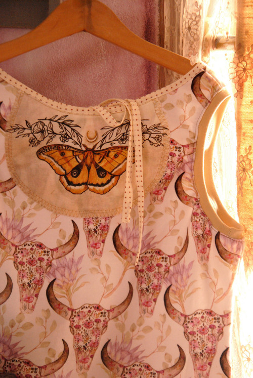 "Růže z Texasu", boho/western tílko 50% SLEVA — foto 1