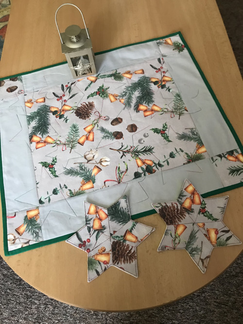 Vánoční středový ubrus — foto 1