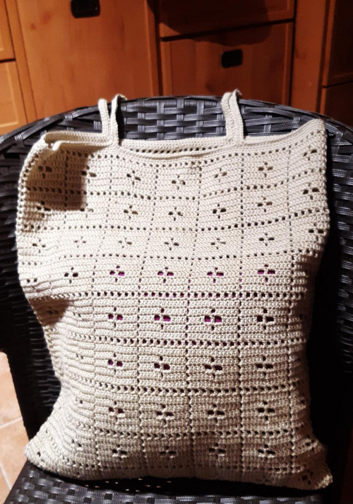 Háčkovaná taška béžová — foto 1