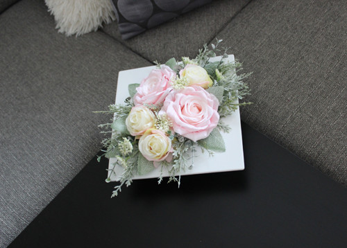 Ikebana s růžemi pastelová — foto 1