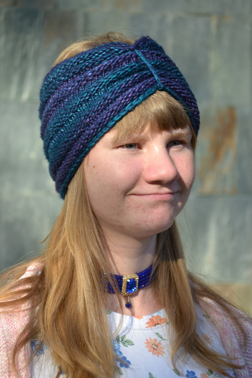 Vlněná čelenka - Tajemná