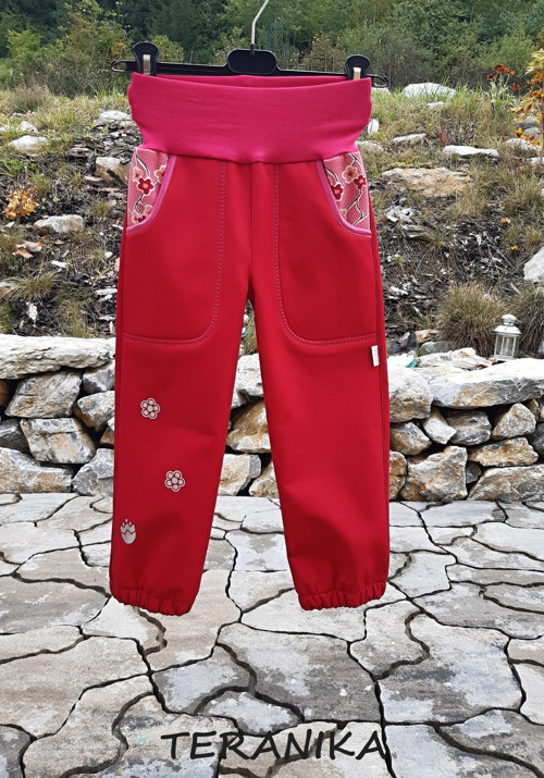Soft. kalhoty zimní 30/15 "kytičky" vel.86-122