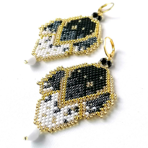Black & White Dangle Beaded Earrings