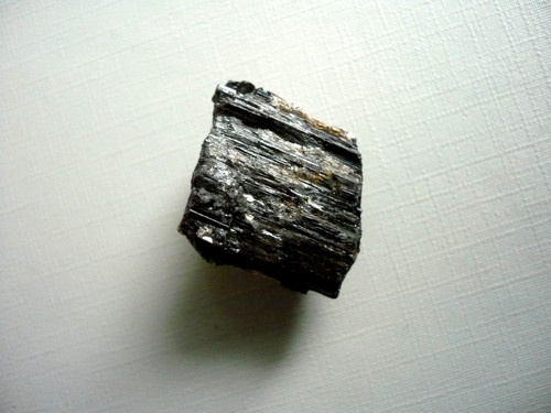 Turmalín skoryl - špalík 21 mm, č.13