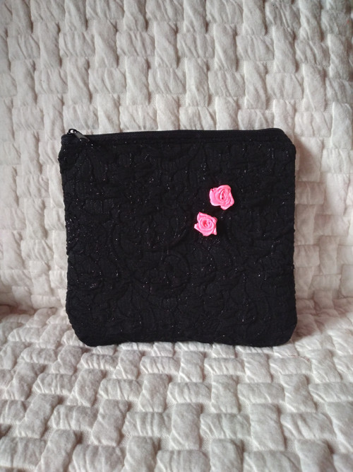 Třpytivé pouzdro 17x16cm