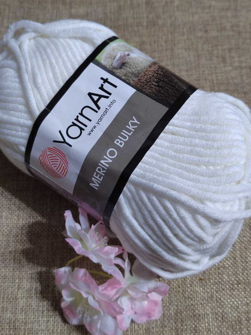 Pletací příze YarnArt Merino bulky 100 g bílá