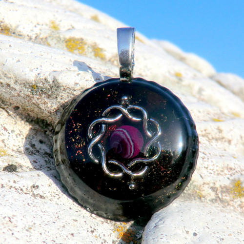 Karmický orgonit Amulet - Achát fialkový