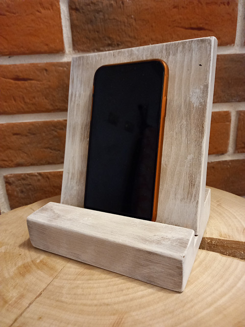 Patinovaný stojan na telefón/tablet
