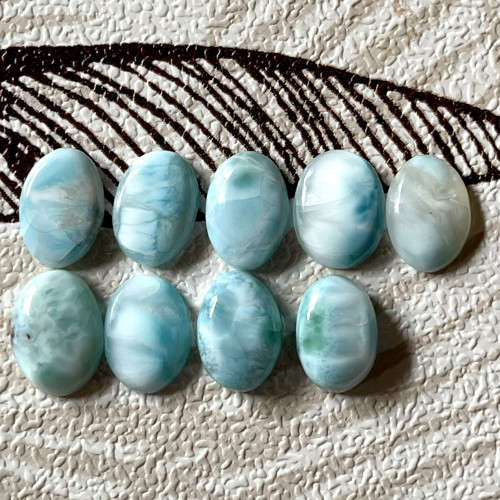 Larimar pravý kabošon ovál / 13x9-14x10mm LA100