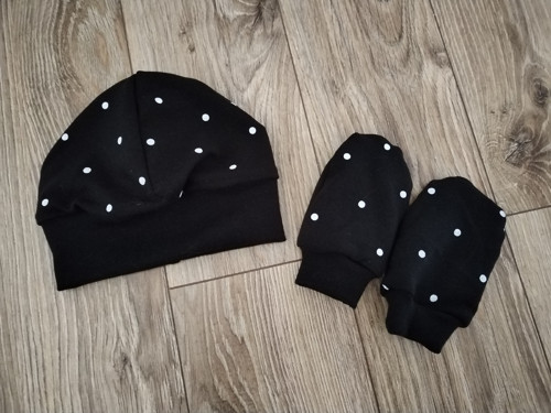 Black & Dots — foto 1