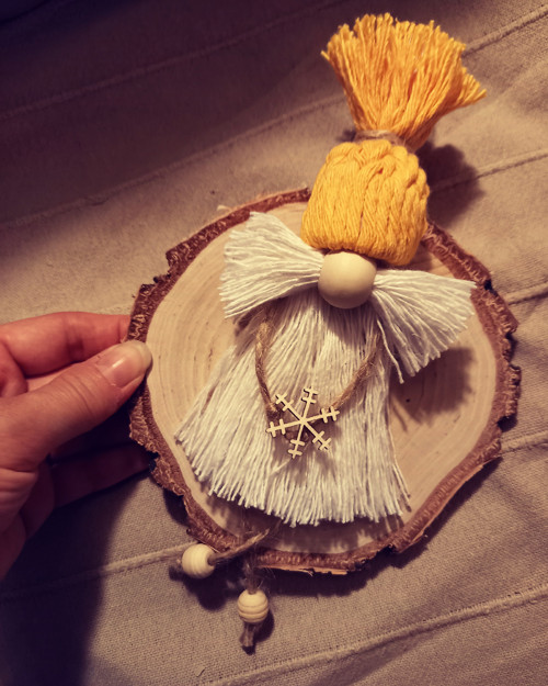 Macrame vánoční skříťulín žlutý s vločkou