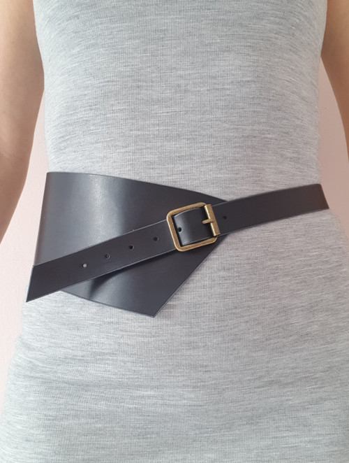 Dámský kožený opasek — foto 1