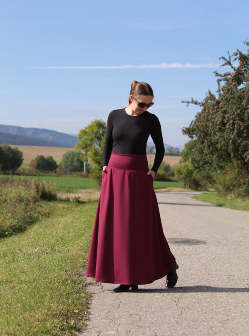 Maxi vínová