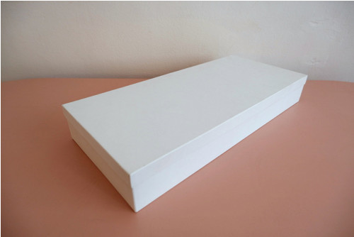 Dárková krabička 47 × 21 × 7 cm (bílá)