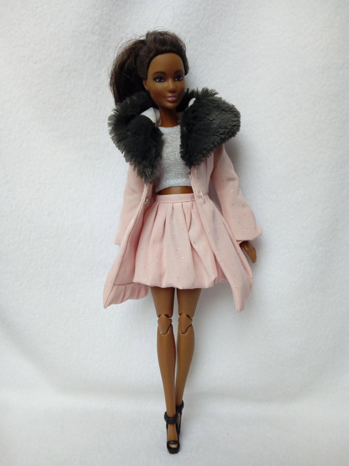 Kabátek pro Barbie — foto 1
