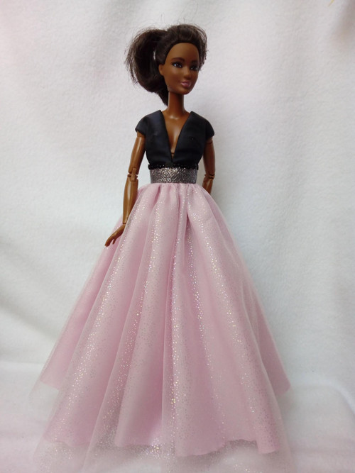 Šatičky pro Barbie — foto 1