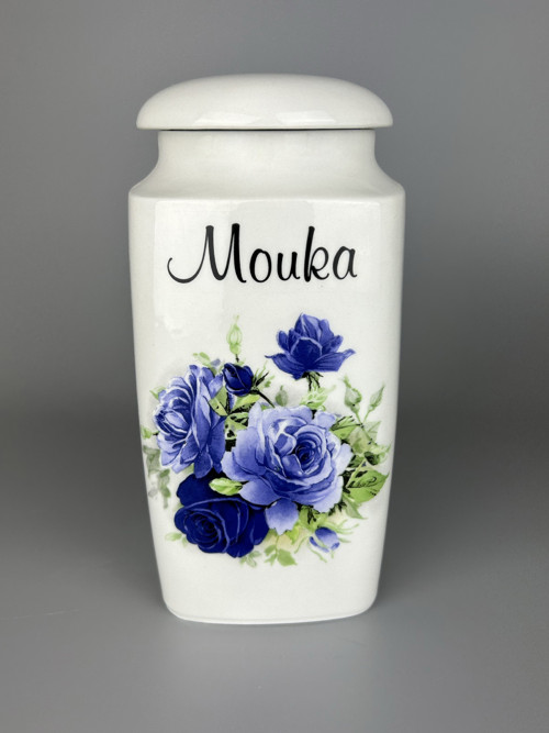 Velká dóza růže, mouka