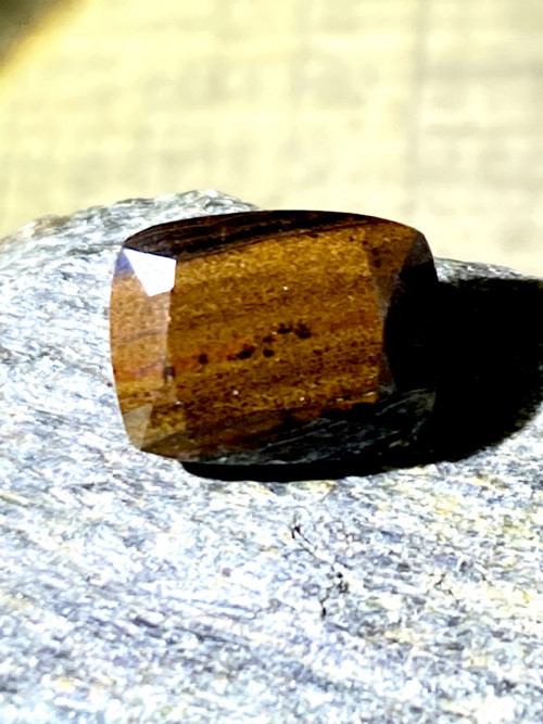 RARITNÍ HEMATIT- šperkový kámen, 4.85 Ct, Pákistán