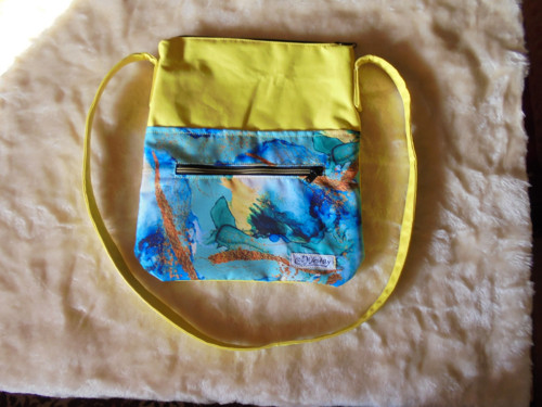 Kabelka Crossbody žlutá/tyrkysový mramor