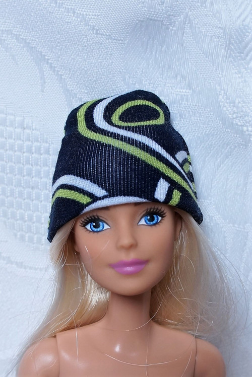 Čepice pro Barbie — foto 1