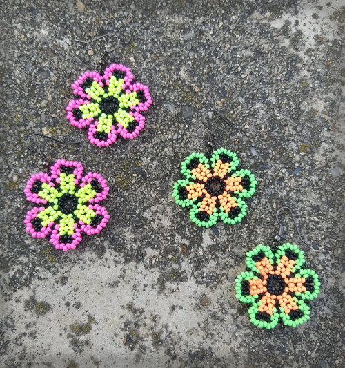 Neon flower - náušnice