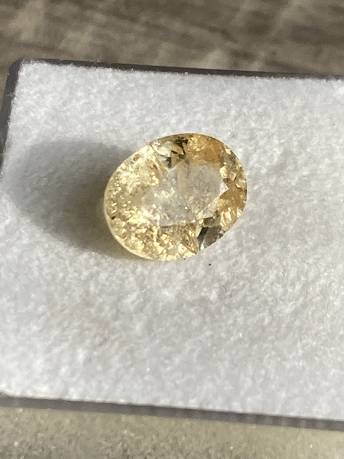 SHEELIT- sbírkový drahokam broušený, 10x8 mm