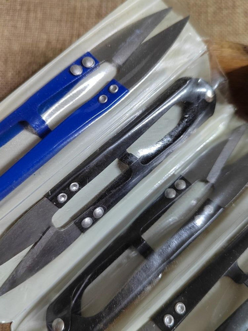 Nůžky cvakačky délka 10,6 cm černá