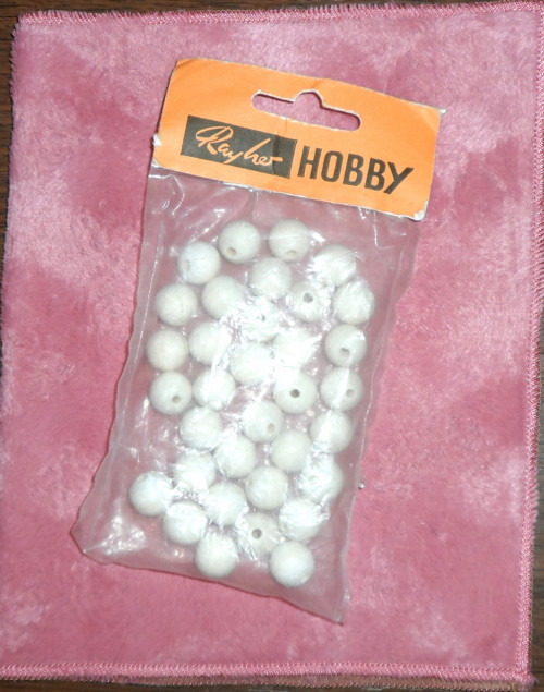 35x dřevěné KORÁLE, 12 mm, zn. Rayher Hobby