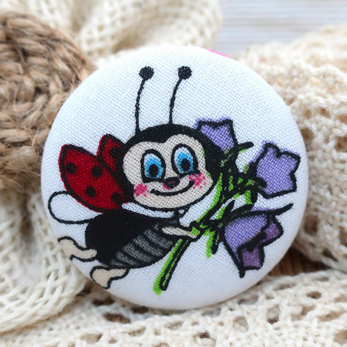 Buttonková brož Beruška 38mm *na objednávku