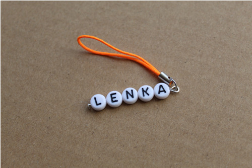 Přívěsek na klíče..Lenka