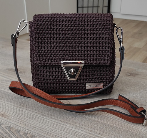 Háčkovaná kabelka crossbody