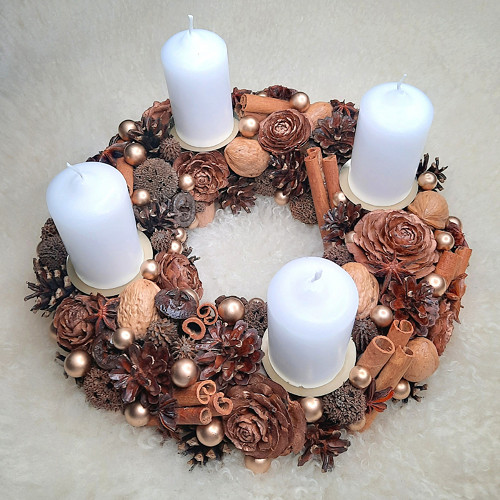 Adventní věnec zlatý — foto 1