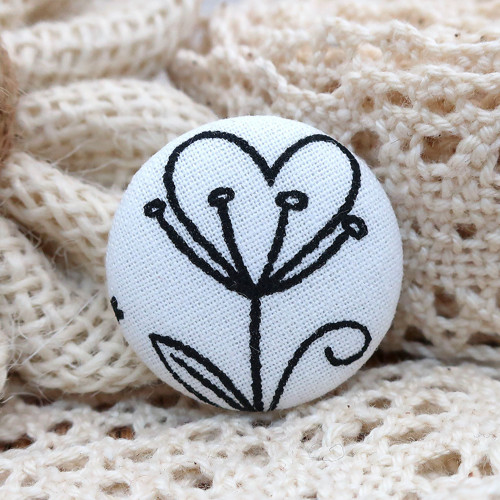 Buttonková brož Květina k vybarvení 25mm
