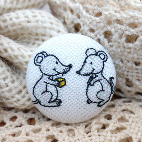 Buttonková brož Myšky 25mm *na objednávku