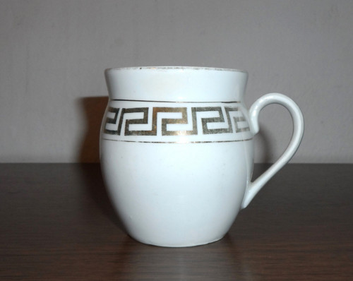 Starožitný HRNEK, tzv. BUCLÁK, zlacený ornament