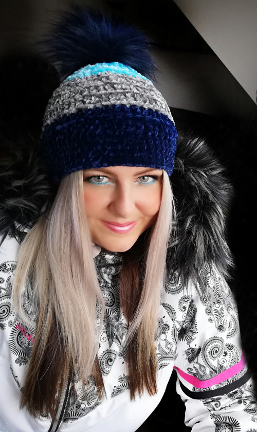 Sametový háčkovaný kulich /SKLADEM — foto 1
