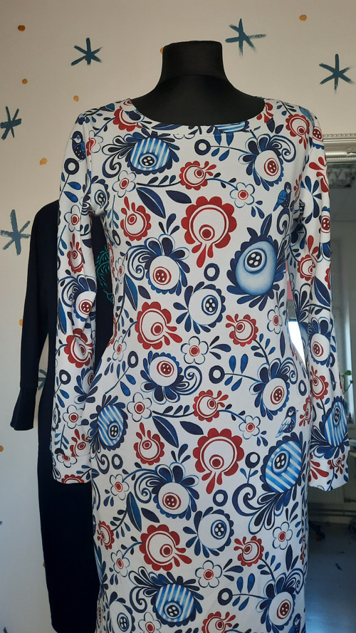 Šaty folk ornamenty teplakovina vel 36
