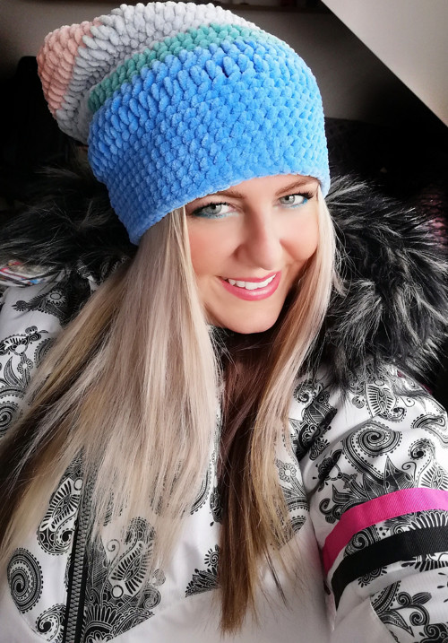Sametová háčkovaná houmeleska /SKLADEM — foto 1