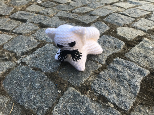 Háčkovaná kočička - DOPRAVA ZDARMA — foto 1