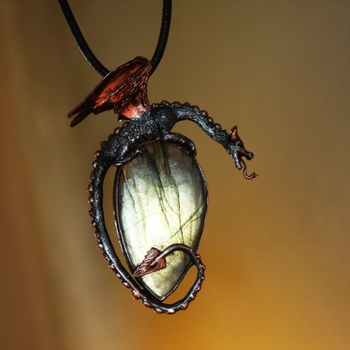 Dračí amulet 2. — foto 1