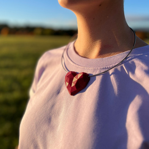 Náhrdelník srdce cherry