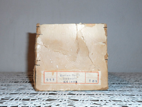 KRABICE • pánské sportovní 3/4 ponožky, DDR