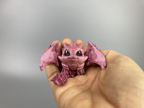 Rohatý rarášek - 9cm, 3D tisk — foto 1